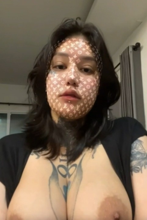 น้องมุก กับรอยสักสุดเท่ และนมสุดอลังการงานสร้าง ใหญ่ตามธรรมชาติ Itsmukkk